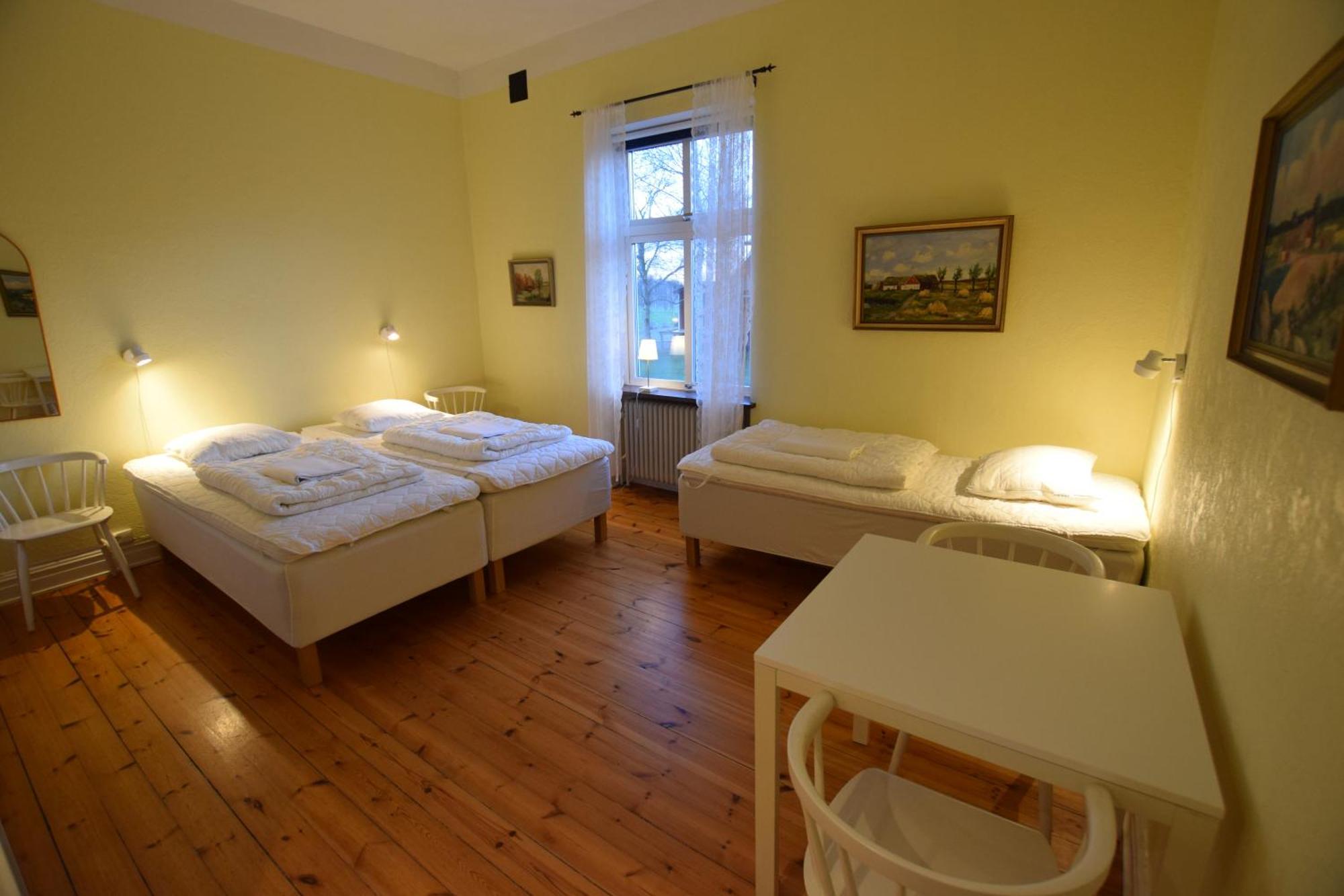 Blaesinge Gard Kullabygden Hostel Jonstorp Room photo